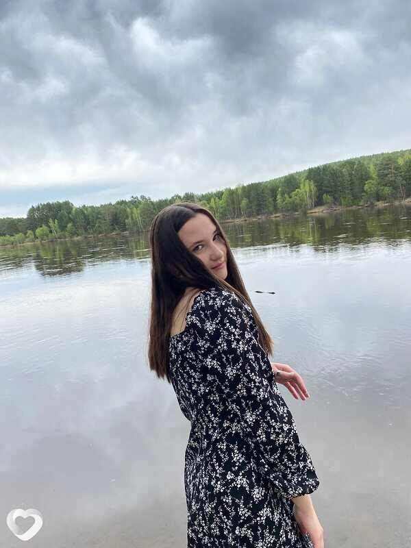 Виолетта, 21, Тайшете — анкета №1659766