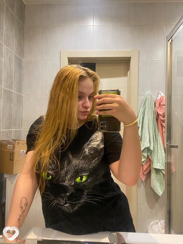 Александра, 20, Омске — анкета №1660032