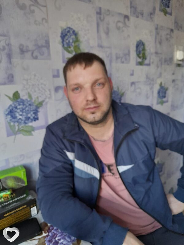 Артем, 35, Новоалтайске — анкета №1660162