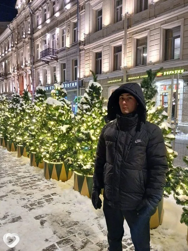 Павел, 22, Бийске — анкета №1661260