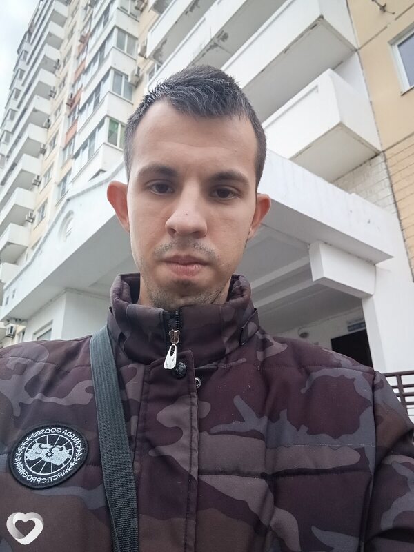 Artem, 25, Новороссийске — анкета №1661629