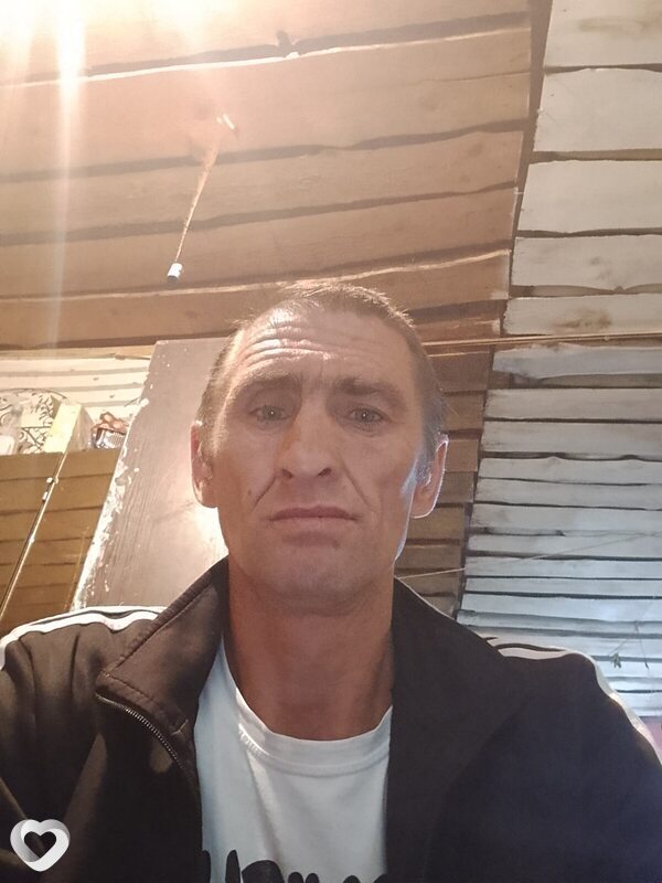 Олег, 45, Белогорске — анкета №1663079