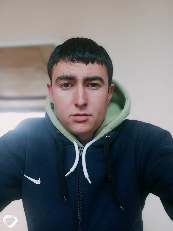 Oybek, Наманган