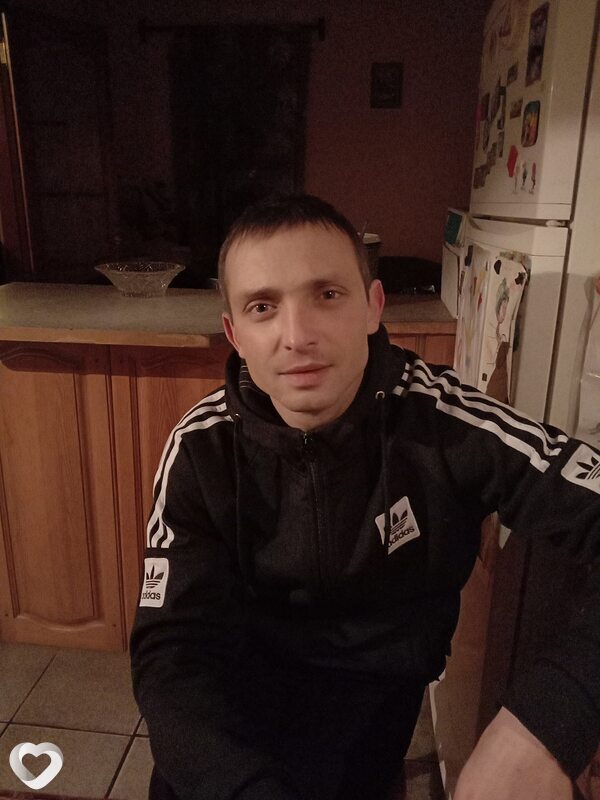 Максим, 42, Луганске — анкета №1665359
