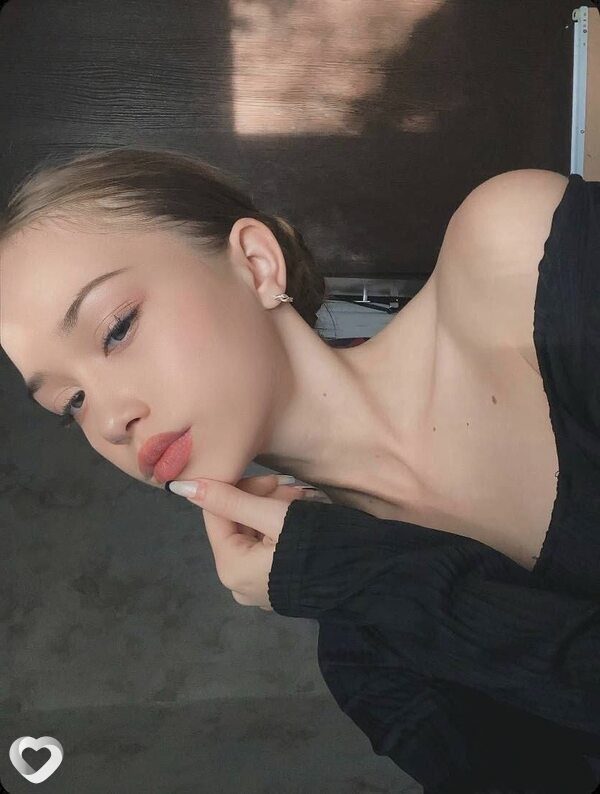Аделина, 26, Мурманске — анкета №1665830