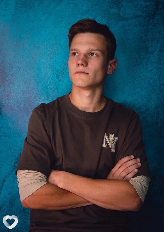 Дмитрий, 21, Москве — анкета №1666237