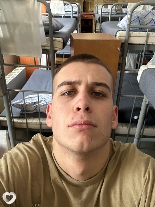 Даня, 26, Новом Уренгое — анкета №1666433