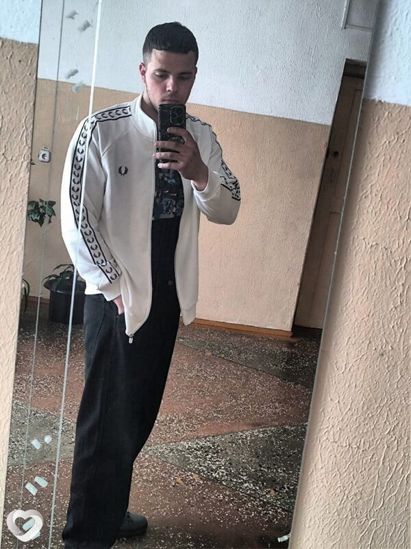 Иван, 20, Калинковичах — анкета №1666630