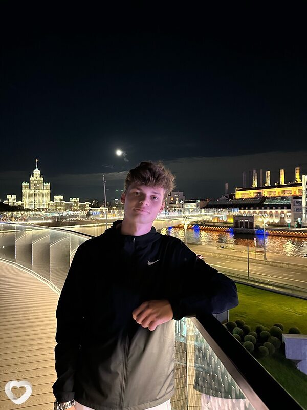 Максим, 20, Воронеже — анкета №1666791