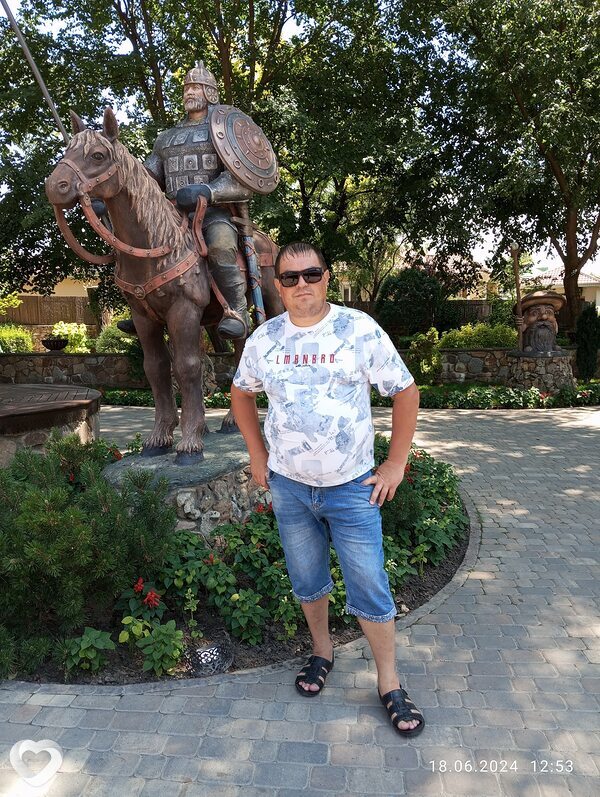 Алекс, 41, Курчатове — анкета №1666899
