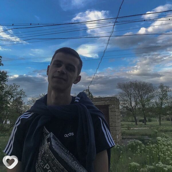 Илья, 23, Москве — анкета №1667389
