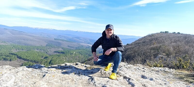Максим, Бахчисарай