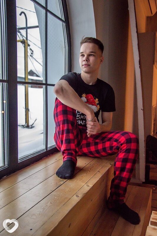 Максим, 23, Новосибирске — анкета №1668300