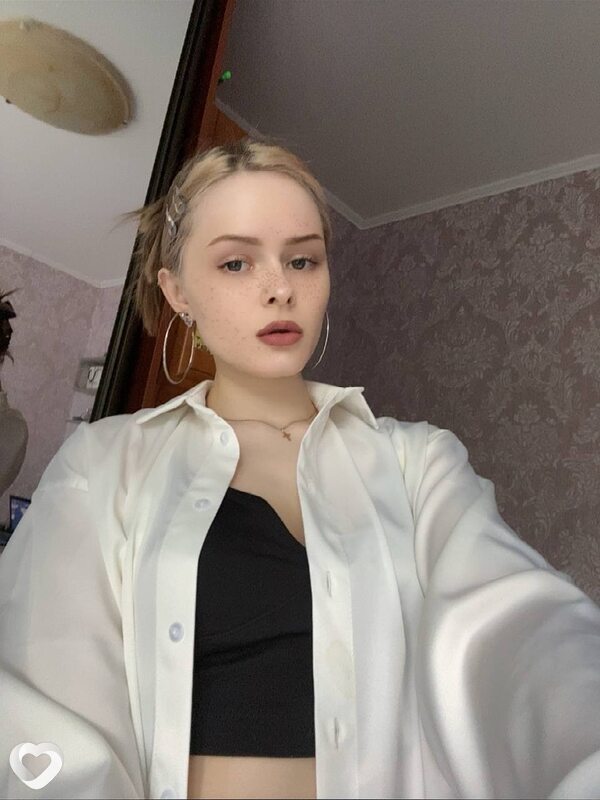 Анна, 23, Москве — анкета №1670252