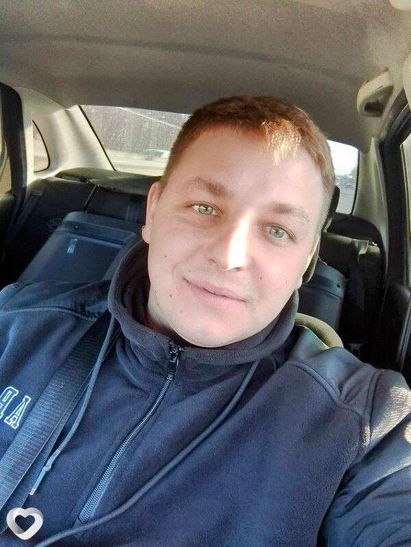 Артем, 31, Ростове-на-Дону — анкета №1670430