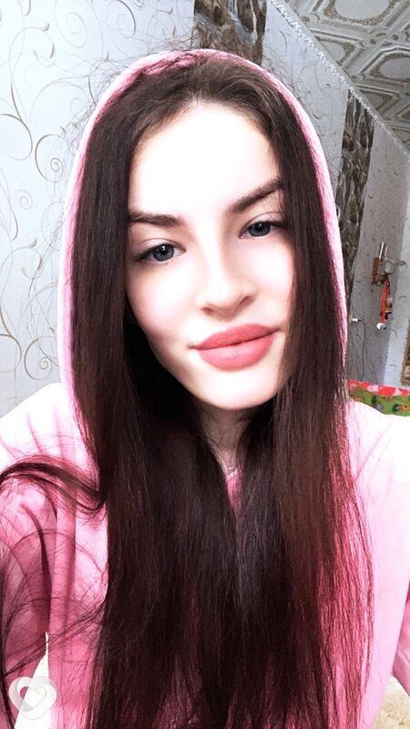 Алёна, 22, Красноярске — анкета №1670515