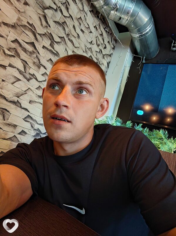 Костя, 27, Ялте — анкета №1670816