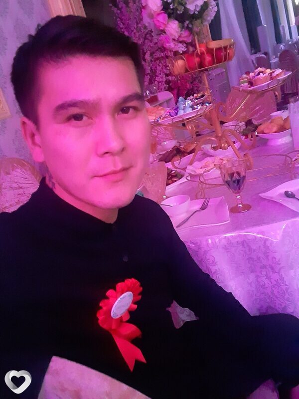 Адиль, 29, Алматы — анкета №1671670