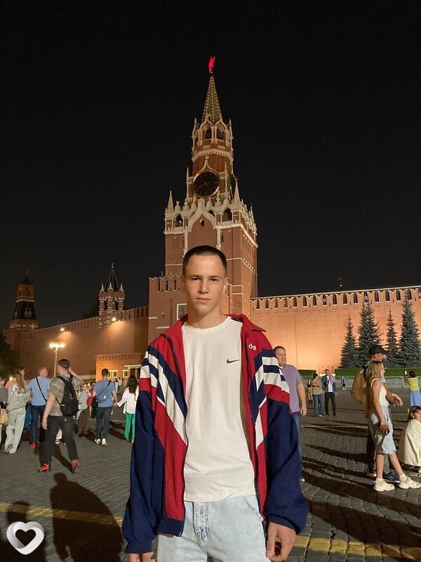 Артем, 20, Москве — анкета №1671841