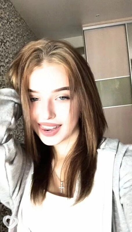 Яна, Москва