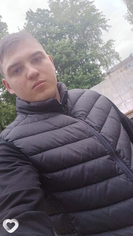 Александр, 22, Коломне — анкета №1672342