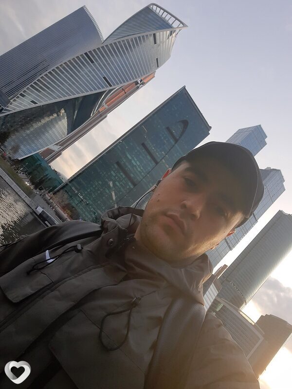 Баха, 31, Москве — анкета №1672240