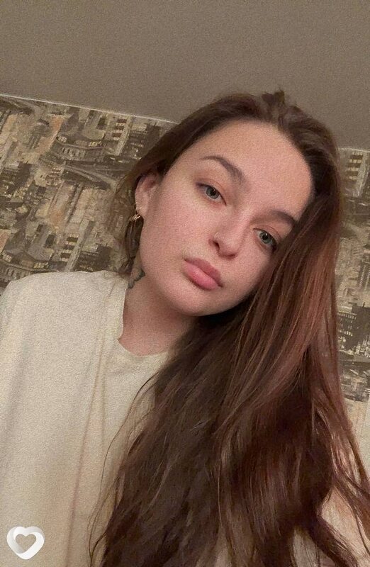 Полина, 21, Томске — анкета №1672971