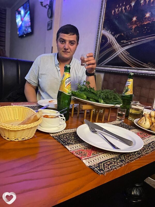Артём, 31, Адлер — анкета №1672993