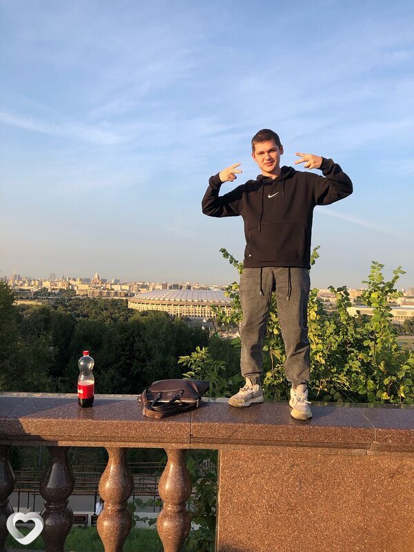 Виктор, 24, Москве — анкета №1673056