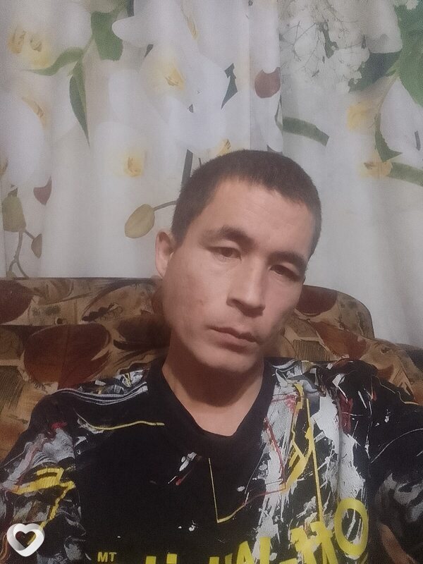 Максим, 39, Бийске — анкета №1673691