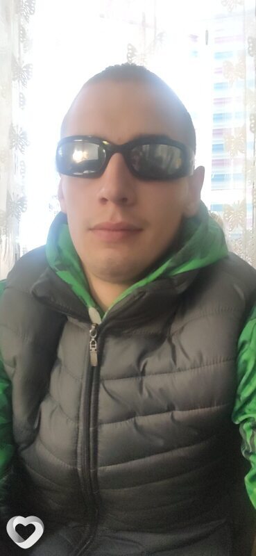 Денис, 21, Минске — анкета №1674172