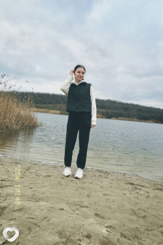 Полина, 19, Красноярске — анкета №1675783
