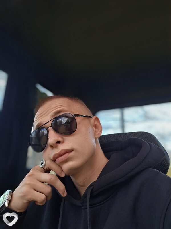 Павел, 24, Благовещенске — анкета №1675832