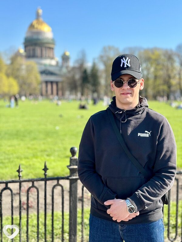 Даник, 23, Москве — анкета №1676092