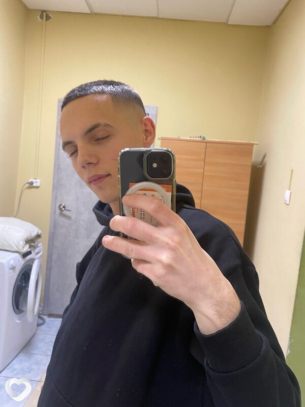 Дмитрий, 22, Омске — анкета №1677450