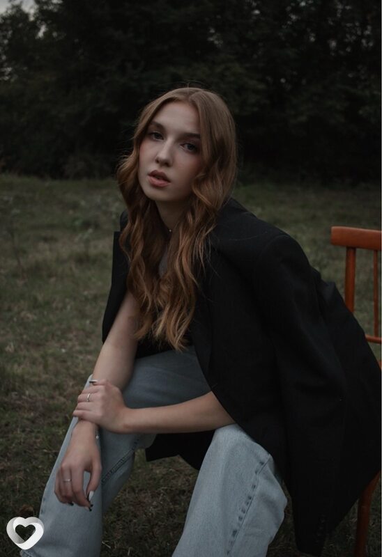 Елизавета, 21, Москве — анкета №1677845