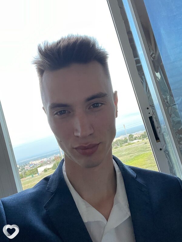 Александр, 26, Донецке — анкета №1678257