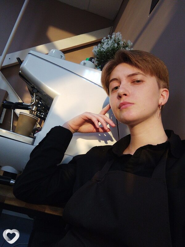 Анна, 20, Москве — анкета №1679680