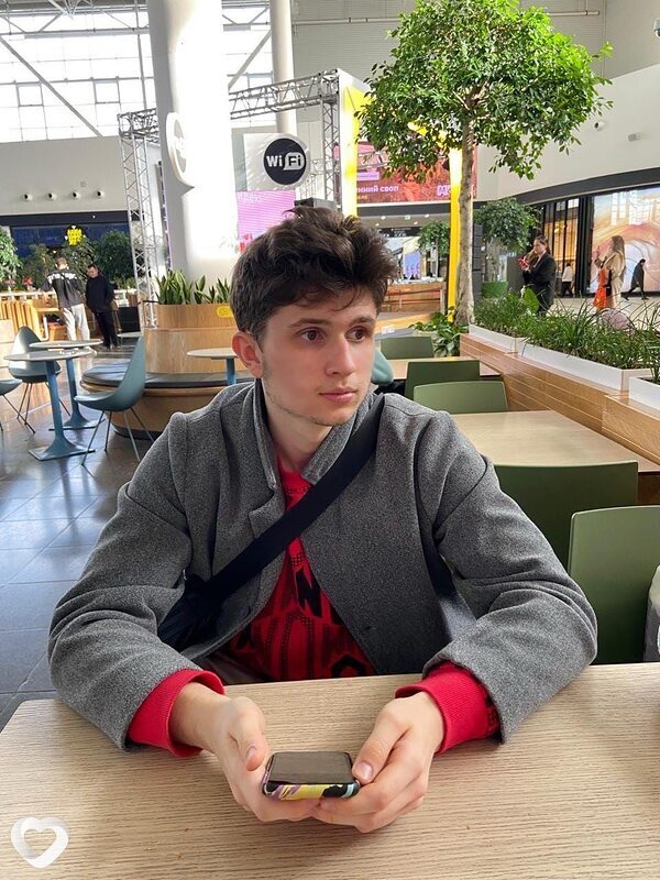 Даниил, 21, Новосибирске — анкета №1682541