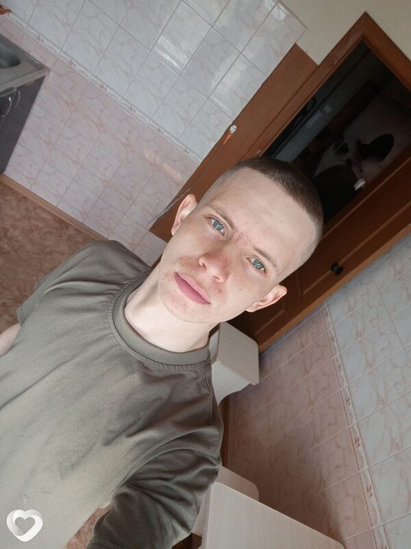 Александр, 22, Севастополе — анкета №1681436