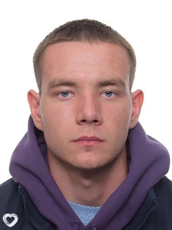 Артём, 21, Екатеринбурге — анкета №1681580