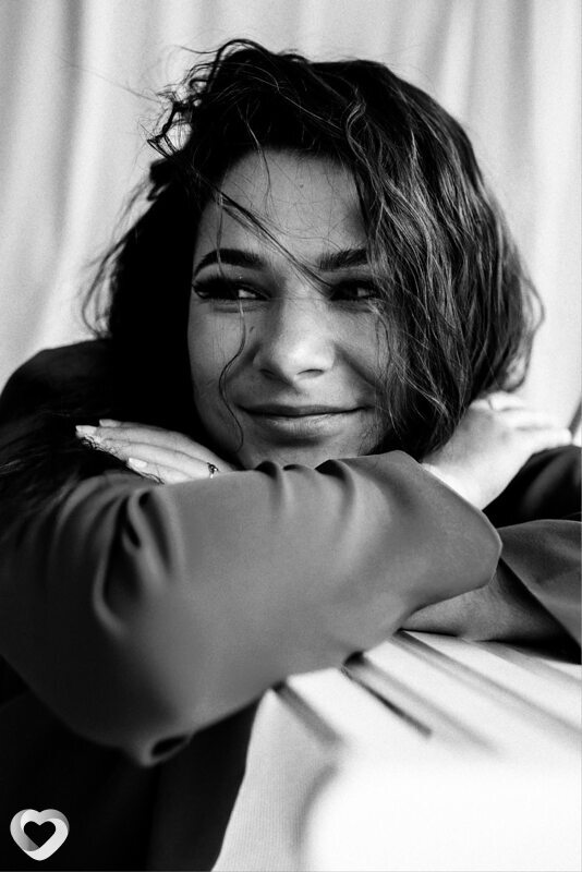 Яна, 27, Пскове — анкета №1681592