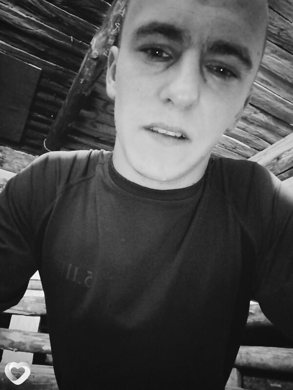 Эдуард, 24, Москве — анкета №1681794