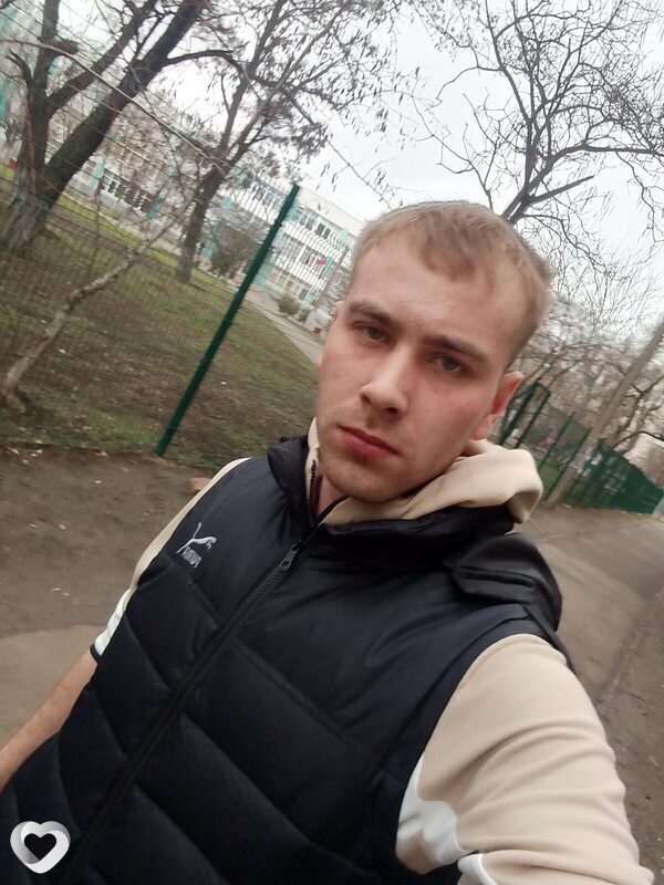 Максим, 23, Мариуполе — анкета №1682807