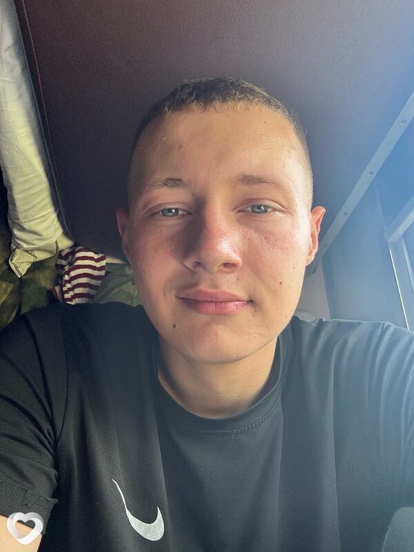 Семен, 21, Кемерове — анкета №1683292