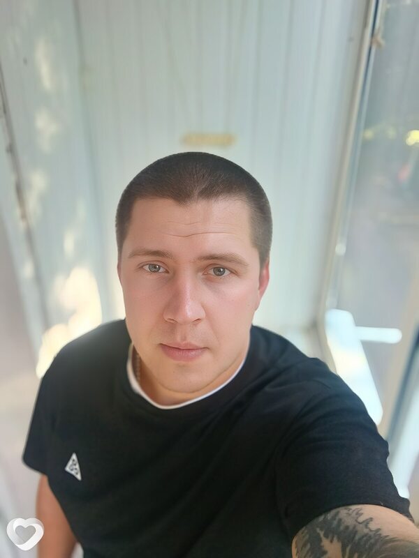 Виктор, 31, Узловой — анкета №1684363