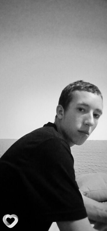 Pavel, 22, Симферополе — анкета №1684332