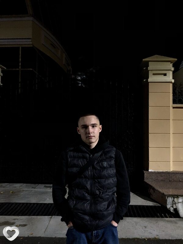 Ваня, 22, Екатеринбурге — анкета №1685145