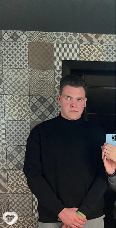 Виталий, 22, Челябинске — анкета №1685766