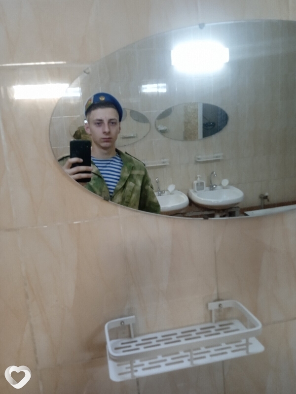 Кирилл, 21, Витебске — анкета №1685841